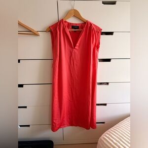 Banana Republic 🧡Coral Red Sleeveless Shift Dress without Belt
